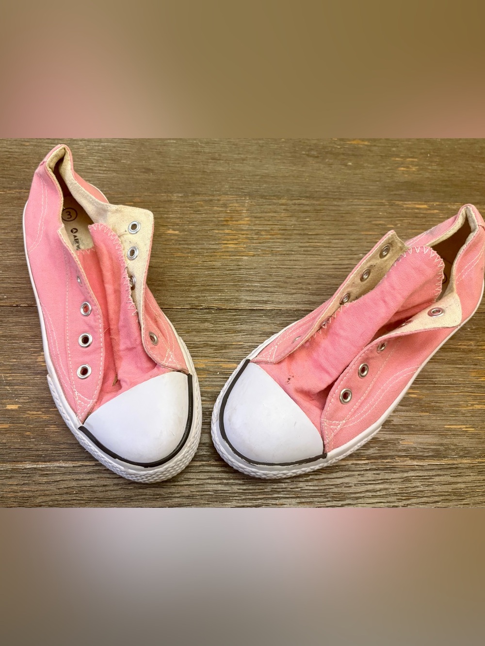 Airwalk Kids Pink Canvas Slip-On Sneakers with White Toe Caps